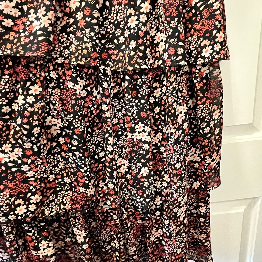 Floral Ruffle Dress - Picture 2 of 3